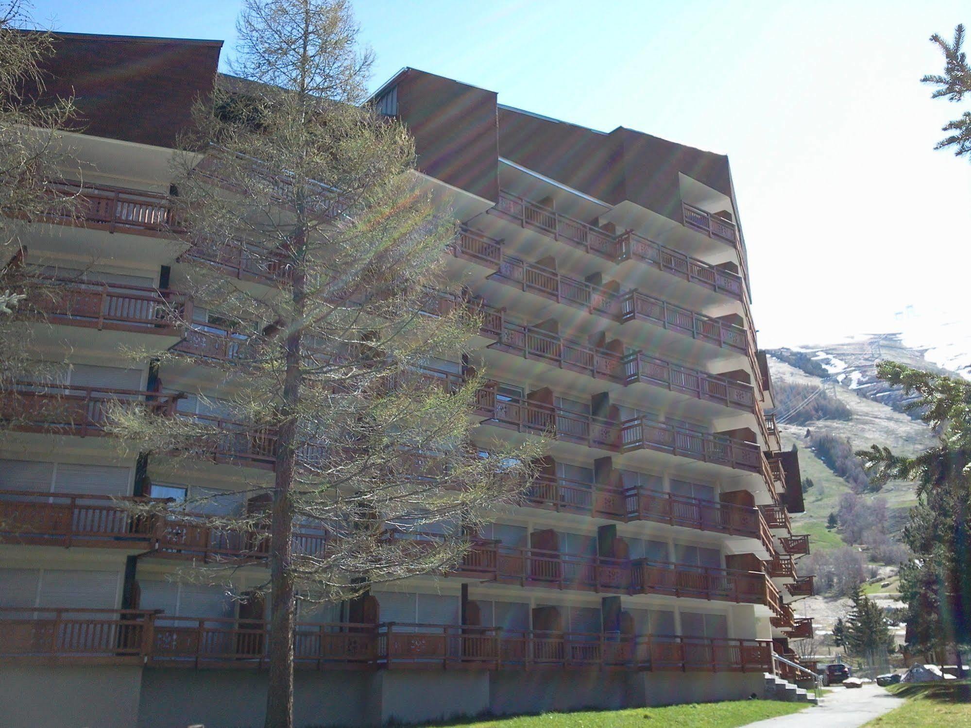 Le Tyrol Apartment